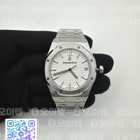 IP공장 오데마피게 로얄오크 15500 스틸 화이트다이얼 브레이슬릿 Royal Oak 41mm 15500 SS/SS White IPF A4302
