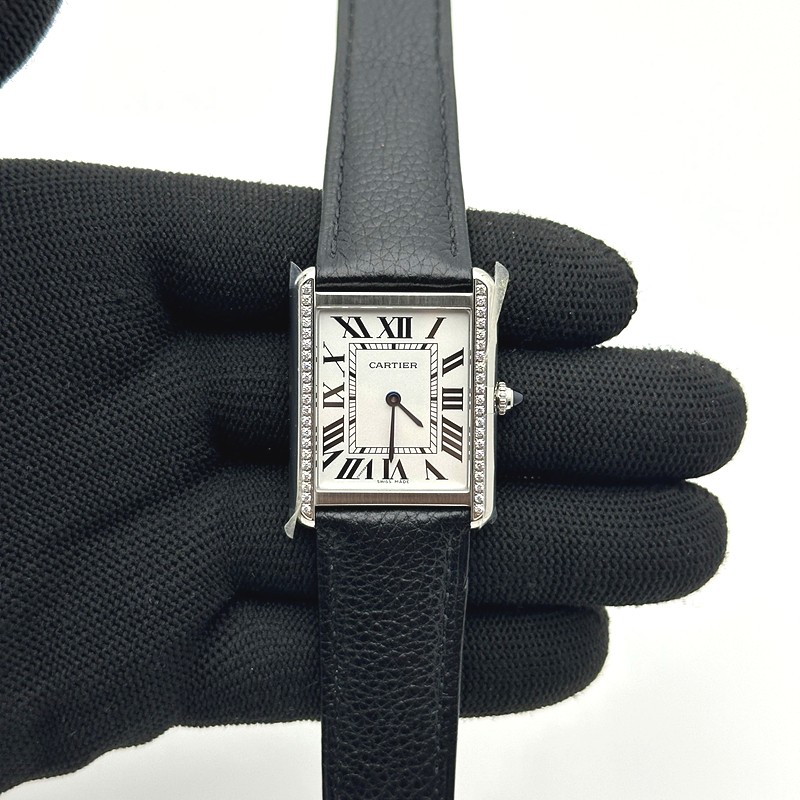AF공장 까르띠에 탱크솔로 27 라지 스틸 화이트다이얼 다이아몬드베젤 소가죽스트랩 Tank Solo Ladies 27mm SS White Dial Diamonds Bezel on Black Leather Strap Ronda Quartz