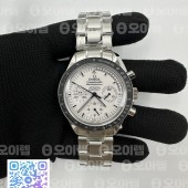 OM공장 오메가 스피드마스터 스틸 스누피 화이트다이얼 브레이슬릿 SPEEDMASTER SS SNOOPY WHITE DIAL ON SS BRACELET MANUAL WINDING CHRONO MOVEMENT